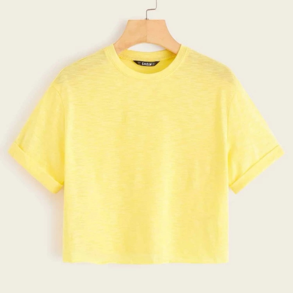 (CLEARANCE) 🔴 Shein Cropped Yellow Top
